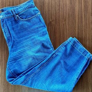 Banana Republic Barrel leg Jean- size 14/32 petite